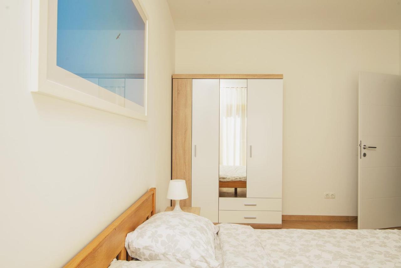 Villa Bua - Beautiful Seafront Apartments تروغير المظهر الخارجي الصورة